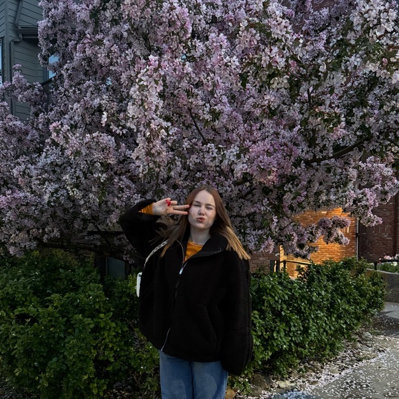 Meet your Posher, Аня - Picture 1 of 1